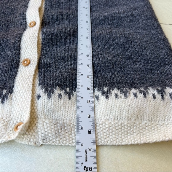 Trails Of The Andes Cardigan Sweater 
Fair Isle Alpaca Wool Women Size  Large/XL - Picture 4 of 8